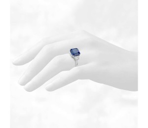 Sapphire and Diamond Three-Stone Ring in 18k White Gold (5.52 ct.) (9x7mm)
