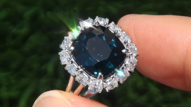 GIA Estate 7.02 ct UNHEATED VVS1 Blue Spinel Diamond 18k White Gold Vintage Ring