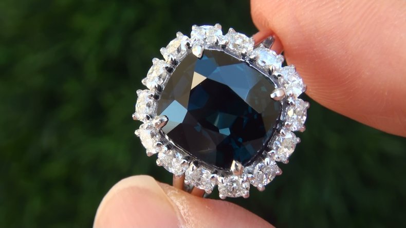 GIA Estate 7.02 ct UNHEATED VVS1 Blue Spinel Diamond 18k White Gold Vintage Ring