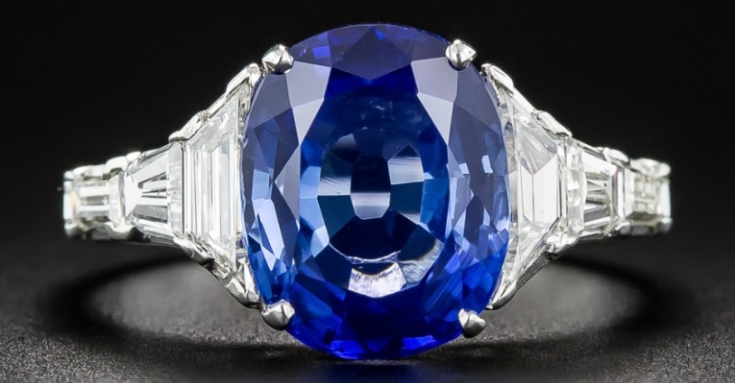 3.54 Carat No-Heat Sapphire, Platinum and Diamond Ring