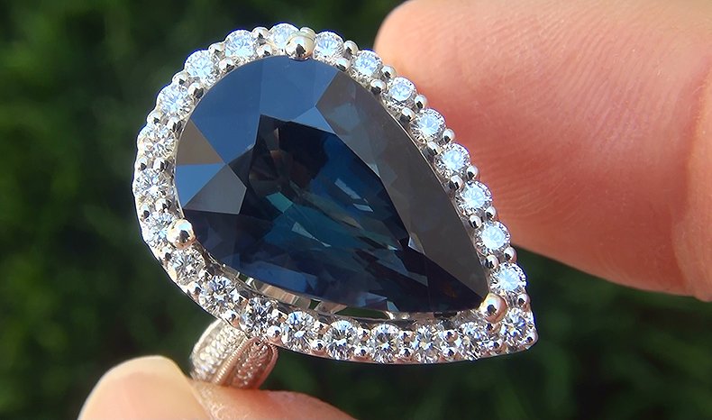 GIA 9.73 ct UNHEATED Natural VVS Blue Sapphire Diamond 18k White Gold Ring