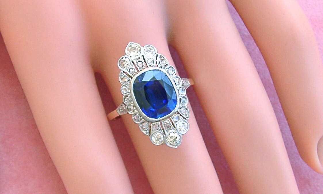 ANTIQUE DECO .75ctw DIAMOND 4ct BLUE SAPPHIRE PLATINUM COCKTAIL RING 1930