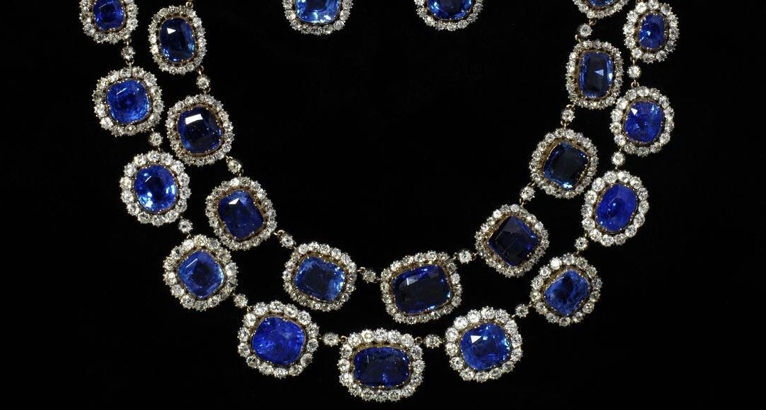 19th century diamond and sapphire necklace and earrings from the Victoria & Albert Museum